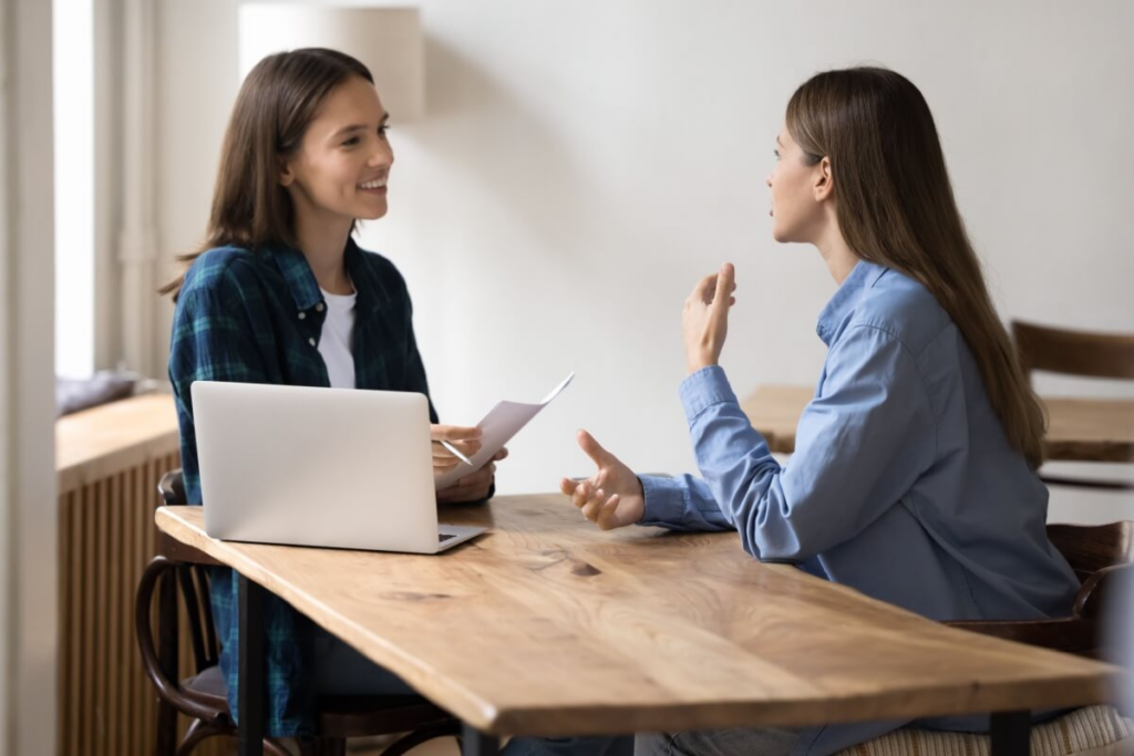 Expectativas sobre ofertas de emprego para jovens no início de 2026